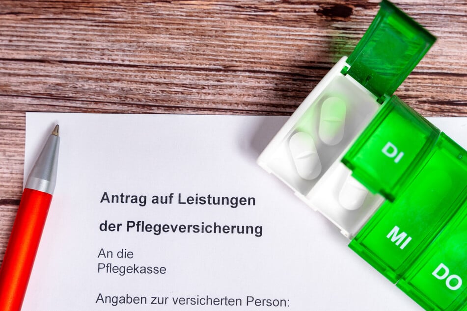 Die Pflegeversicherung in Deutschland ist eine Teilleistungsversicherung. Kostensteigerungen tragen die Versicherten mit.