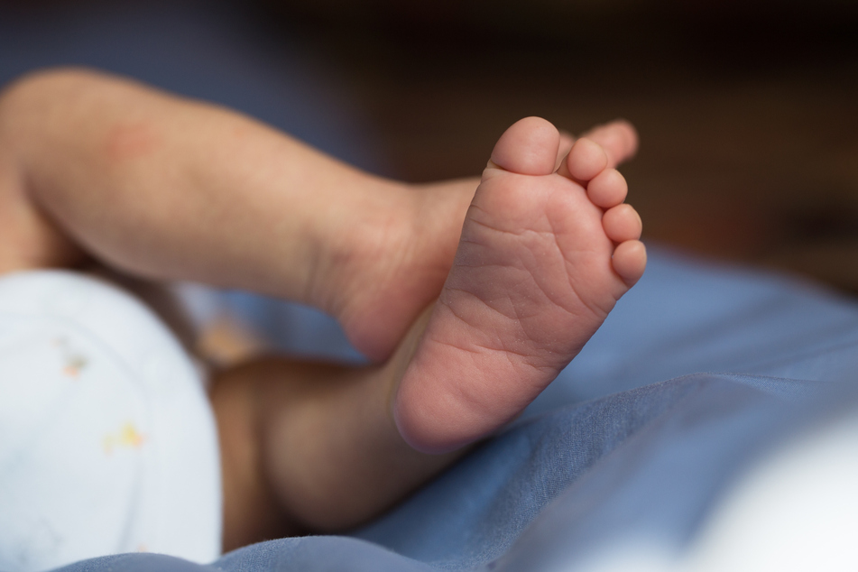 Baby und Mutter seien wohlauf. (Symbolbild)
