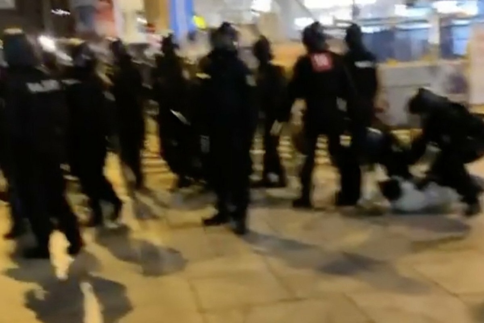 Zahlreiche Polizisten waren am zurückliegenden Wochenende auf der Zeil in Frankfurt im Einsatz.