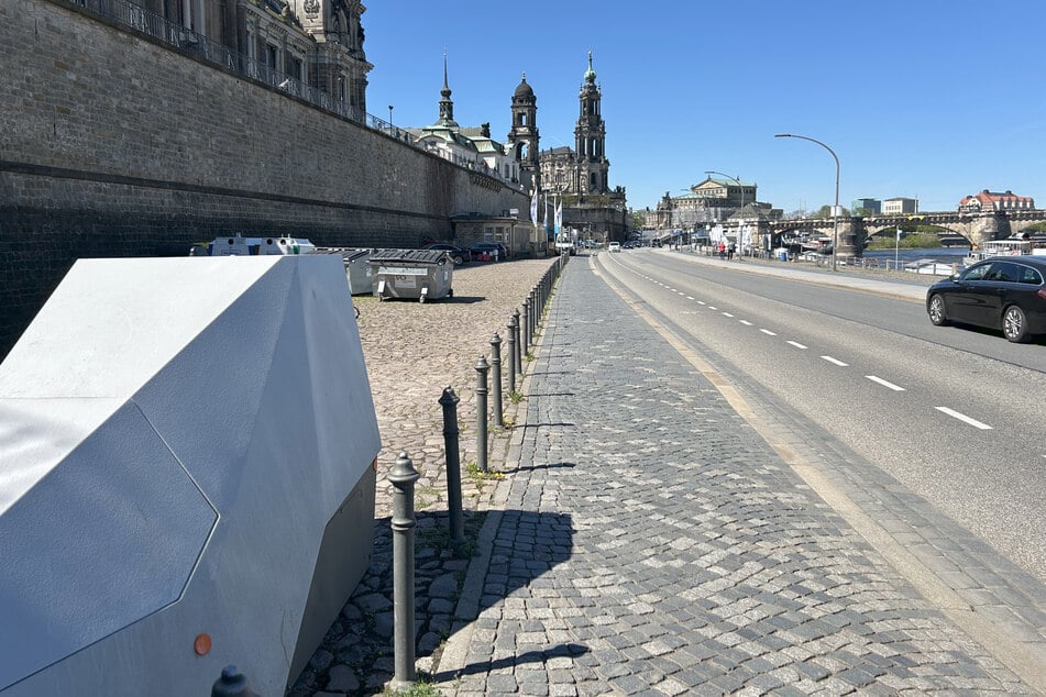 Die Sicht des Enforcement-Trailers. Wer aus Richtung Augustusbrücke kommt, sollte auf seine Geschwindigkeit achten.