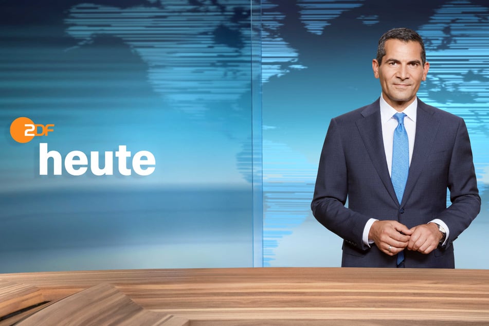 Dicke TV-Panne beim ZDF: Nachrichtensprecher sorgt für Lacher in Live-Sendung