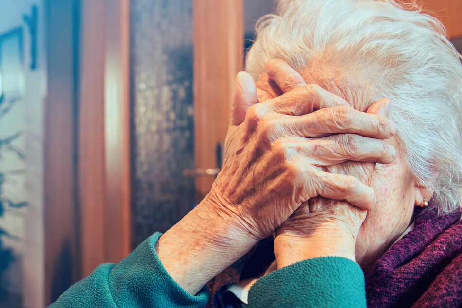 Die 86-jährige Frau leidet nach der furchtbaren Tat an einem extremen Trauma.