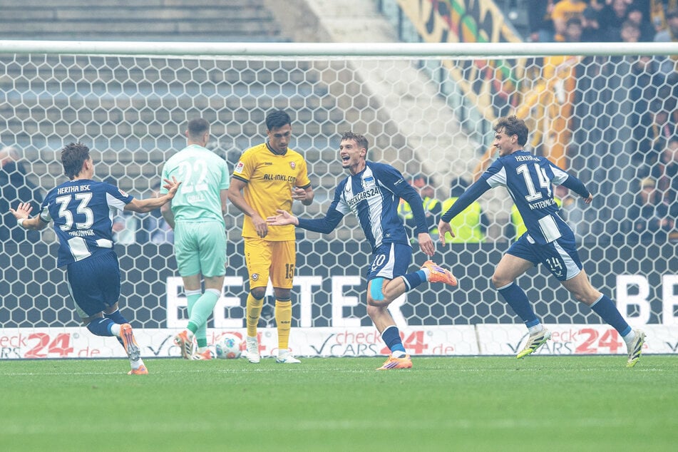 Während Dynamo die Spielstatistiken anführte, gewann Hertha die Partie - und durfte jubeln.