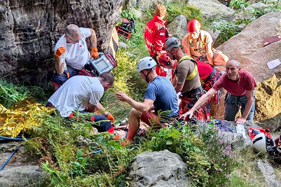 Kletter-Unglück in Sächsischer Schweiz: Frau stürzt in die Tiefe