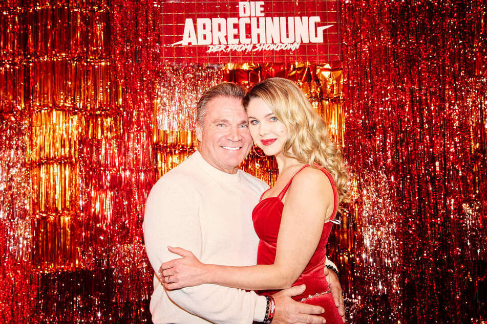Hier war die Welt noch in Ordnung. Bei der Premiere von "Die Abrechnung" im November 2025 erschienen Peter Klein (59) und Yvonne Woelke (47) noch als Paar.