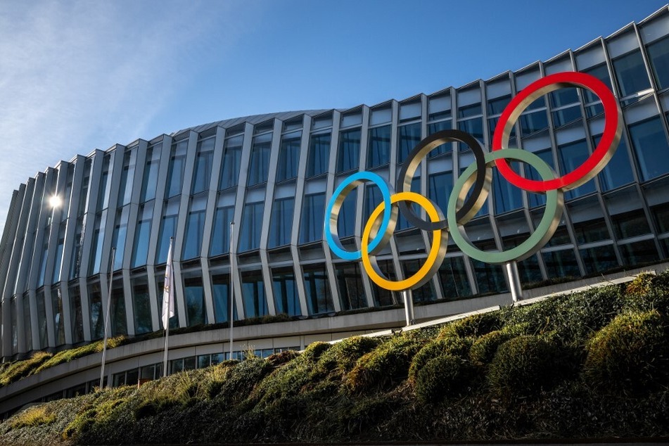 IOC says Russian athletes may return to sports as neutrals, still out of Paris 2024