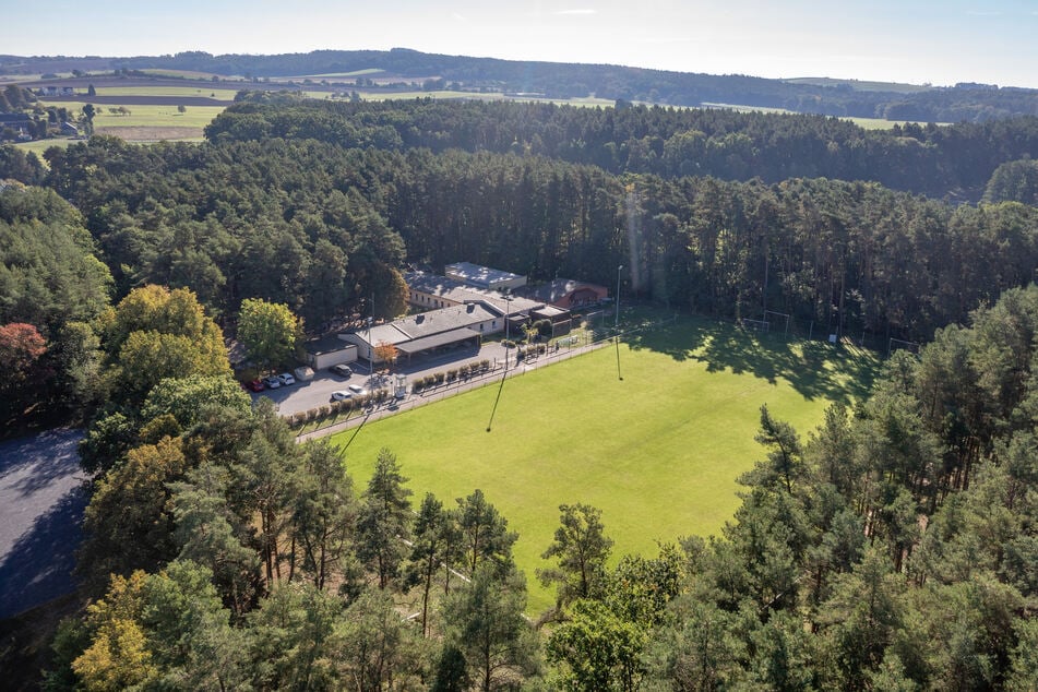 Am Waldstadion Großnaundorf wurde ein Teenager verletzt.