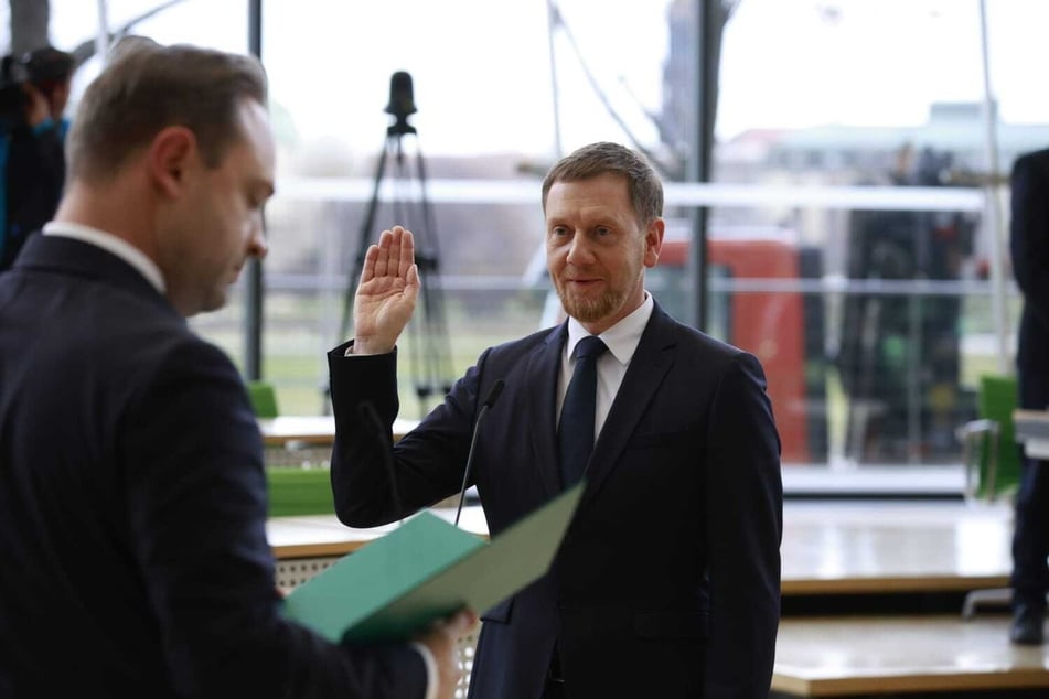 Michael Kretschmer (49, CDU) leistet den Eid.