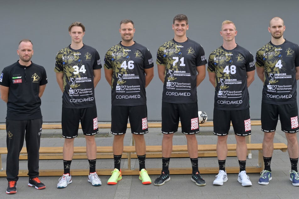 Die Neuen (v.l.): Chefcoach André Haber (37), Justin Döbler (22), Jonas Thümmler (29), Oliver Seidler (24), Julian Possehl (30) und Maximilian Janke (30).