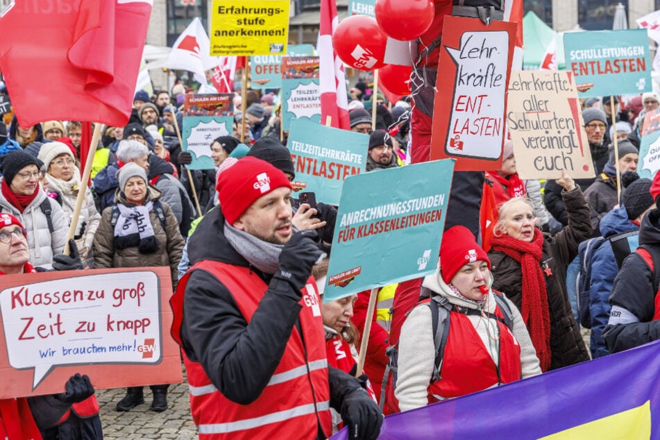 Chemnitz: Lehrerstreik in Sachsen: Heute Zwickau, morgen im Raum Chemnitz
