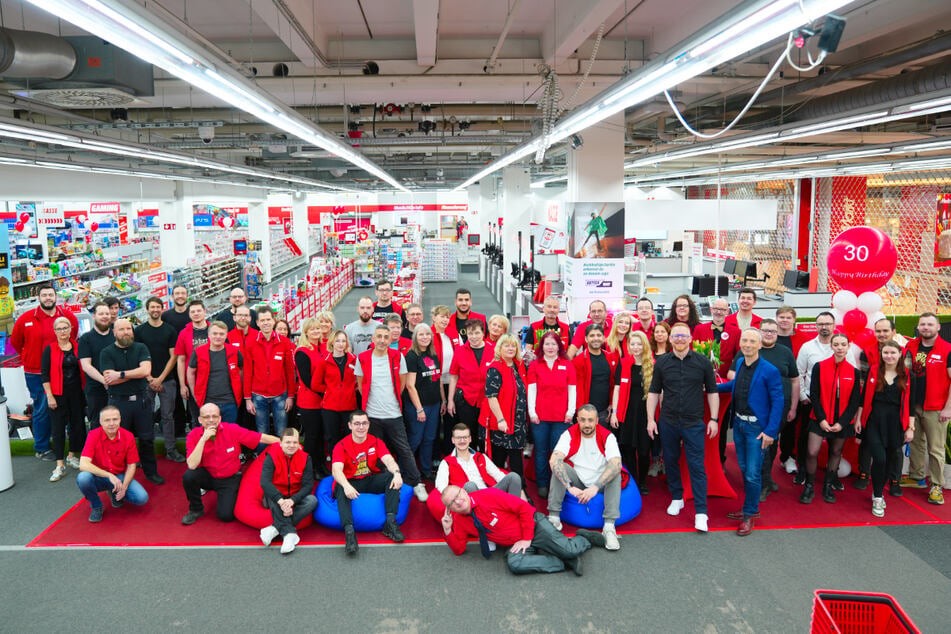 MediaMarkt im Elbepark Dresden feiert 30. Jubiläum mit vielen Sonderangeboten.