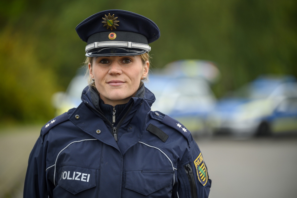 Sprecherin Julia Schwarzenberg (32) von der Polizeidirektion Chemnitz erklärte, warum die Kontrollen gemacht wurden.