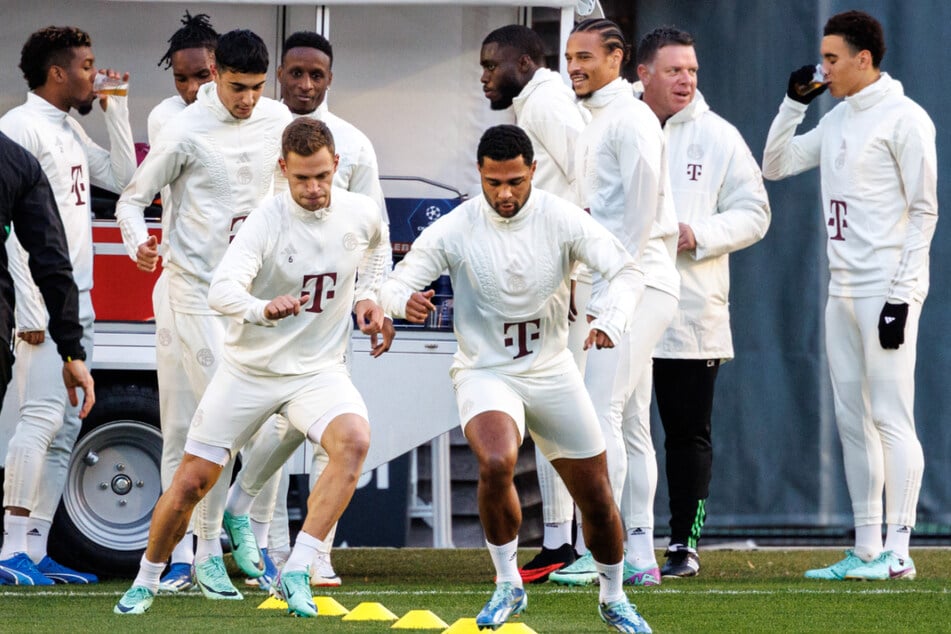 Weißes Ballett im Abschlusstraining: Behält der FC Bayern München auch am heutigen Mittwochabend gegen Galatasaray eine weiße Weste?