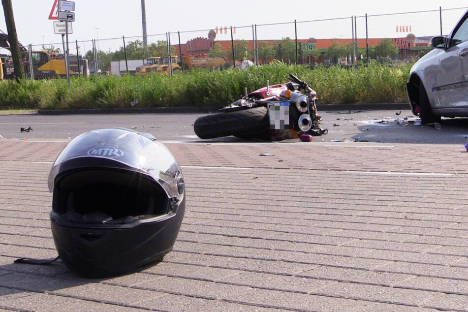 In Berlin-Lichtenberg hat sich ein schwerer Motorrad-Unfall ereignet.
