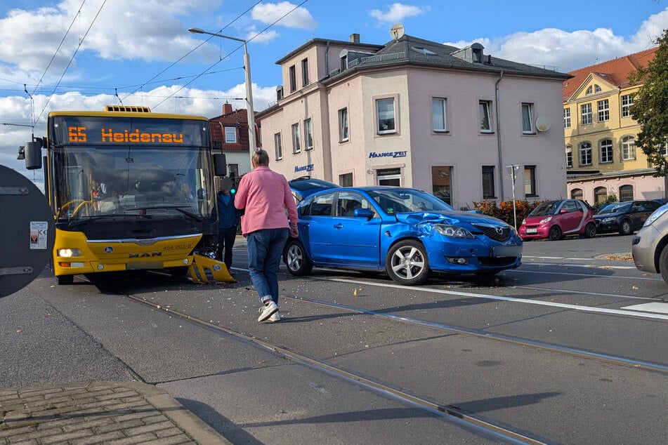 In Dresden-Leuben hat es am Nachmittag gekracht.