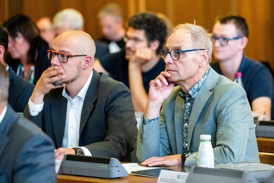 Hält das Bundesbeförderungsgesetz für überholt: Detlef Wuttke (64, CDU, r.).