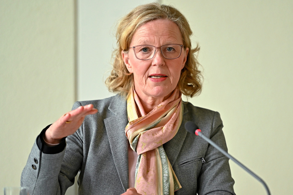 Landesdirektionspräsidentin Regina Kraushaar (59) kündigte Konsequenzen an.