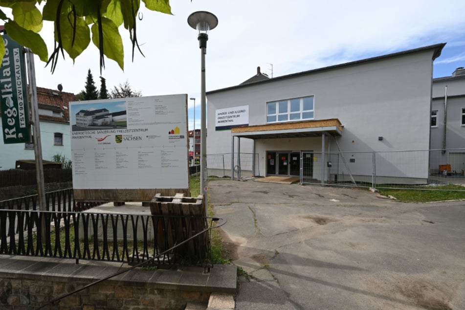 Tauziehen zwischen Stadträten und Zwickauer Rathaus um die geplante Innensanierung im Freizeitzentrum Marienthal.