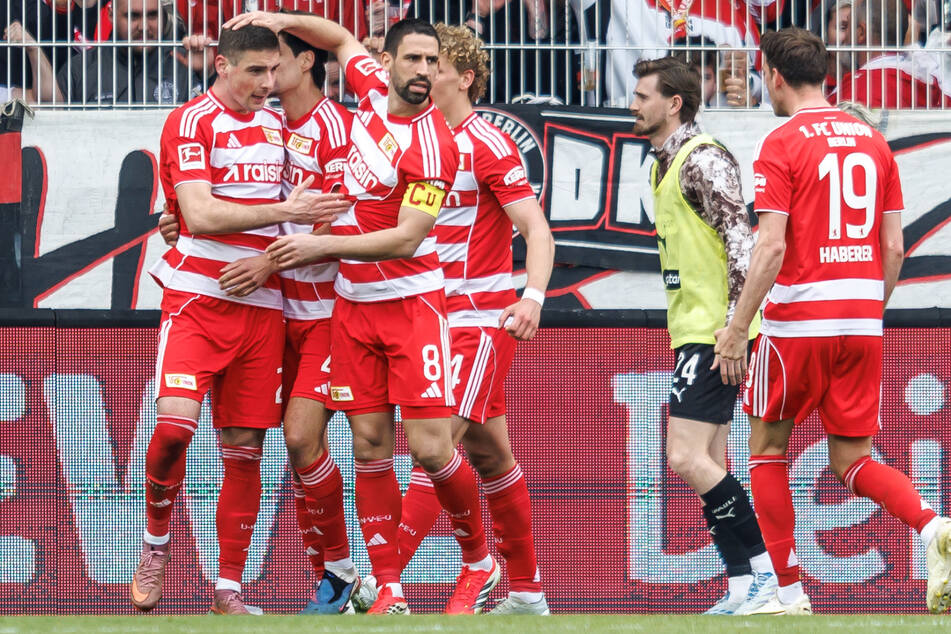 Andrej Ilic (25, l.) fehlte Union längere Zeit wegen einer Lebensmittelvergiftung.