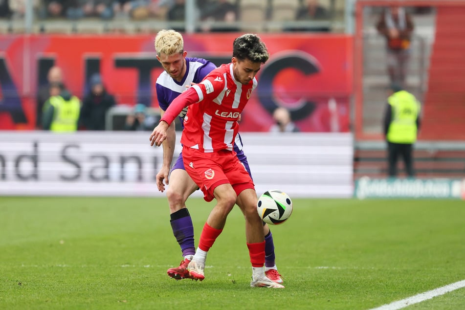 Der technisch versierte Copado (v.) lernte in der abgelaufenen Saison, sich in der rauen 3. Liga zu behaupten.