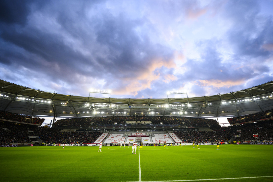 Die Stuttgarter MHP Arena will sich für die im Sommer anstehende Europameisterschaft in Schale werfen.