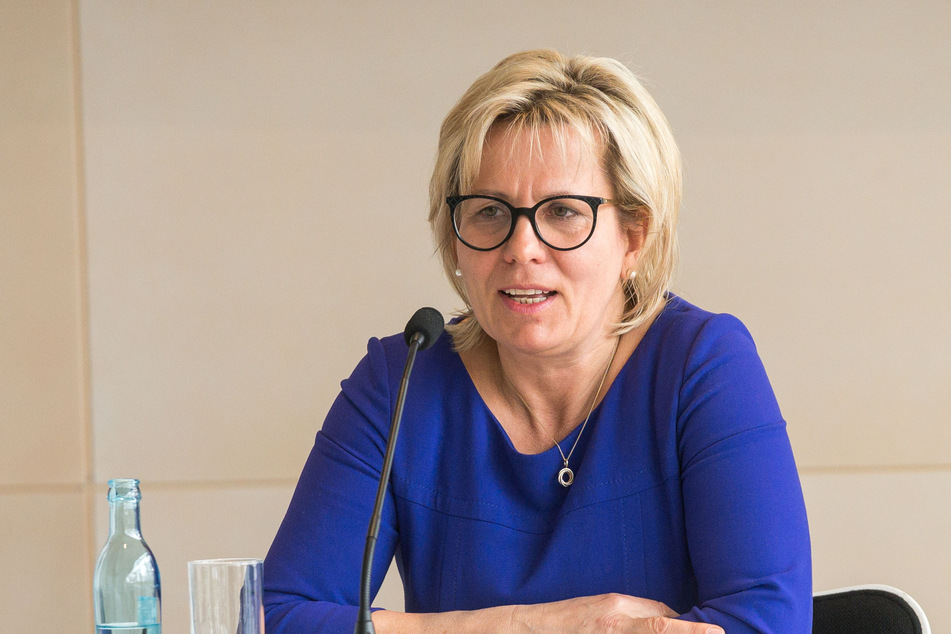 Sachsens Tourismusministerin Barbara Klepsch (55, CDU) will Chemnitz "mit aller Kraft" auf dem Weg zur Kulturhauptstadt unterstützen.