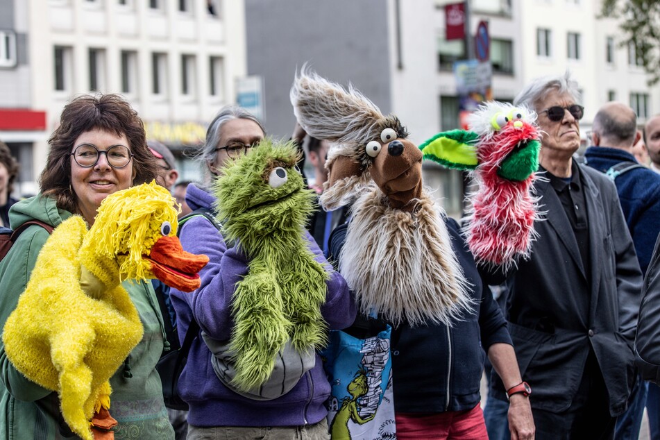 Ihr könnt Euch unter anderem auf Straßentheater und Figurentheater freuen. (Symbolbild)