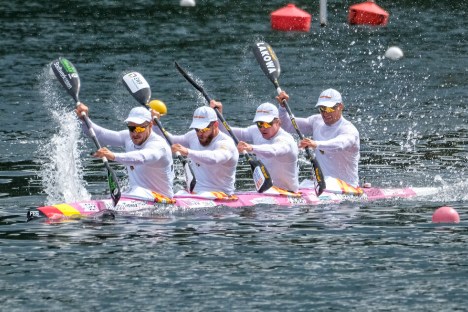 Das Quartett um Tom Liebscher-Lucz (30, r.) flog zum Triumph.