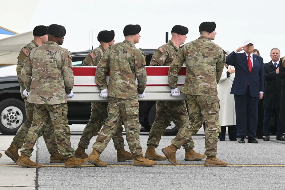 US military says 7th soldier has died in Iran war combat