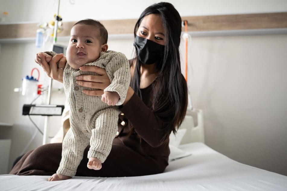 Viviane (34) wurde vor drei Monaten Mama des kleinen Issas.