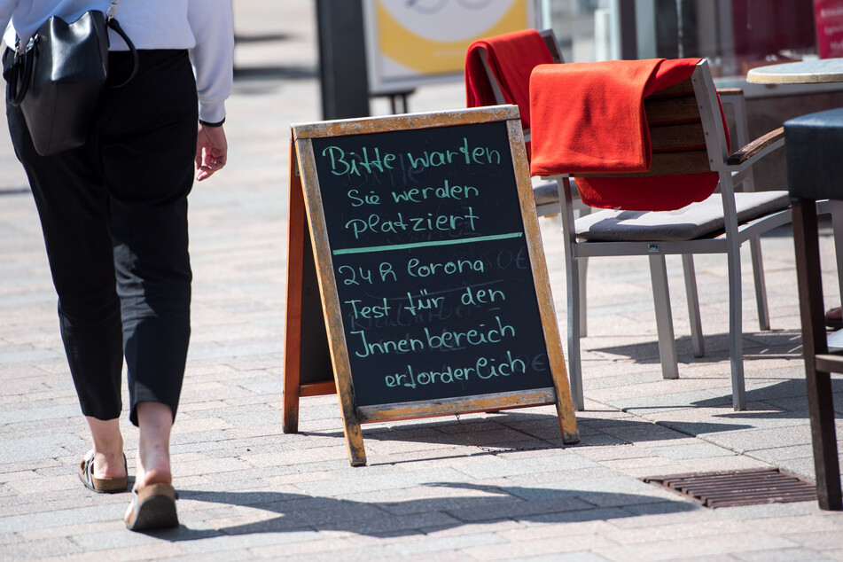Die Testpflicht für Restaurants entfällt ab Montag. (Archivbild)