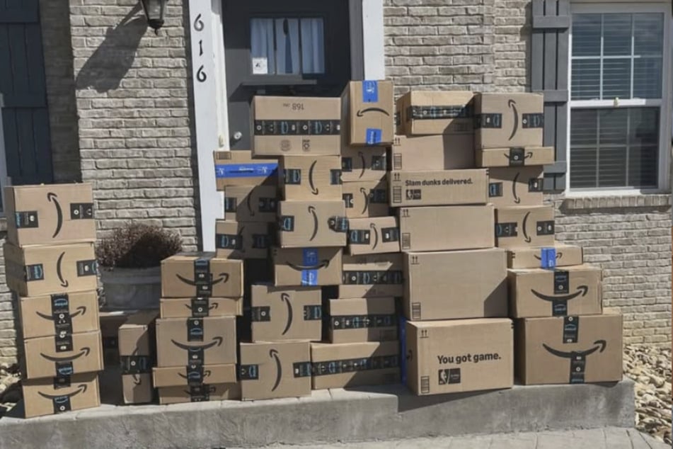 Bislang erreichten Xander zahlreiche Pakete mit Spenden.