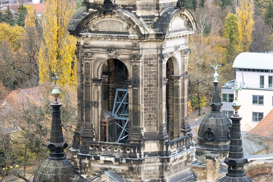 Das Geläut könnte herabstürzen.