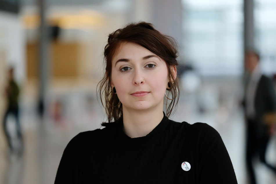 Anna Gorskih (29, Linke): Der Kindertag soll gesetzlicher Feiertag in Sachsen werden. Und zwar am ersten Freitag im Juni.