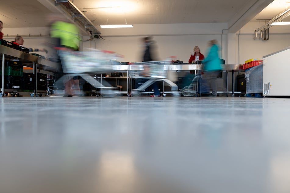 Allerdings stoßen die Tafeln in NRW inzwischen an ihre Grenzen. (Symbolbild)