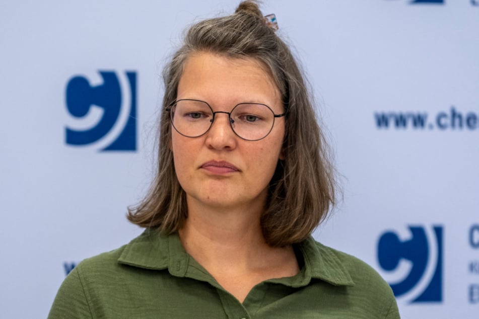 Stadtsprecherin Anne Gottschalk (38) weiß, dass die Beseitigung der Winterschäden teuer wird.