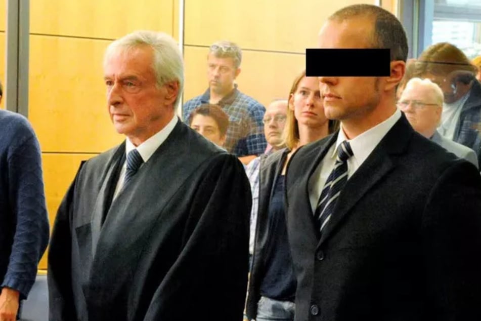 Ein Archivfoto zeigt Andreas Darsow (54, r.) im Juli 2011 während des Prozesses vor dem Landgericht in Darmstadt.