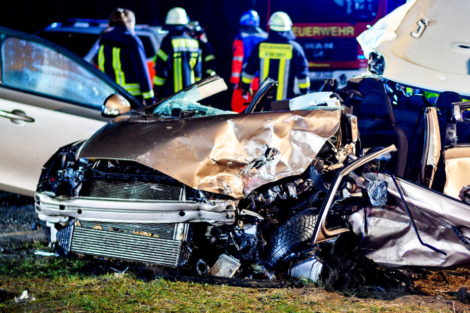 Eine Tote und zwei Schwerverletzte: Tragischer Unfall bei Gießen