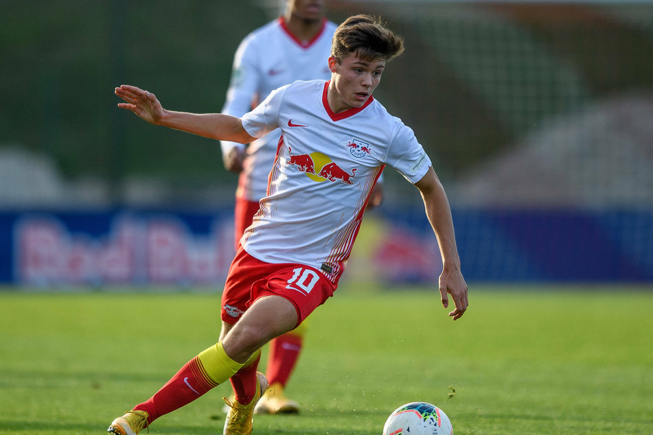 Sidney Raebiger (15) darf ab sofort bei den Profis mittrainieren.