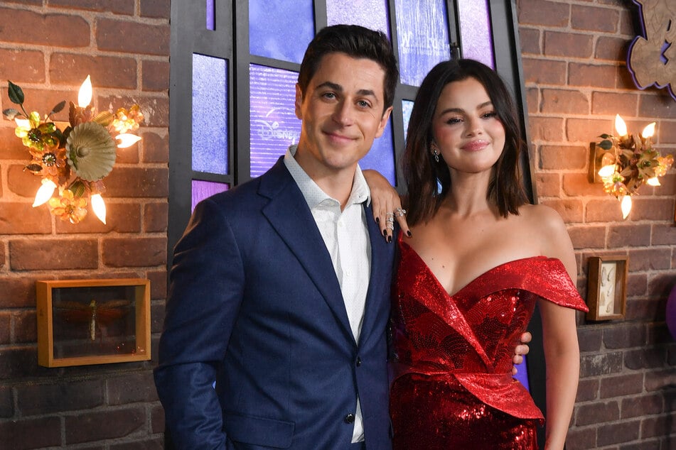 Selena Gomez (r.) reunited with her onscreen brother, David Henrie, at Monday's premiere of Wizards Beyond Waverly Place.