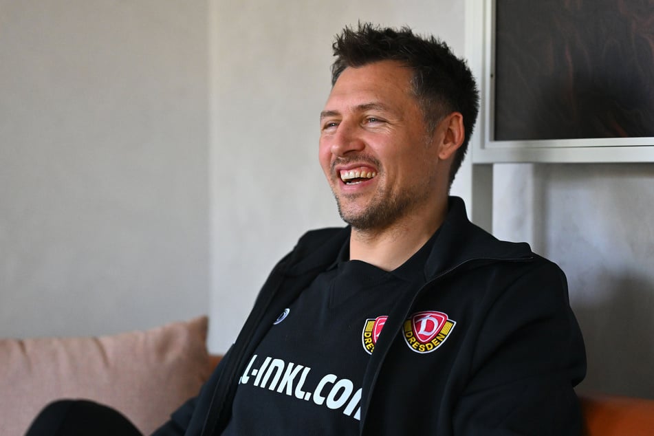 Sören Gonther (39) hat derzeit gut lachen: Er tütet einen Deal nach dem anderen für Dynamo Dresden ein.