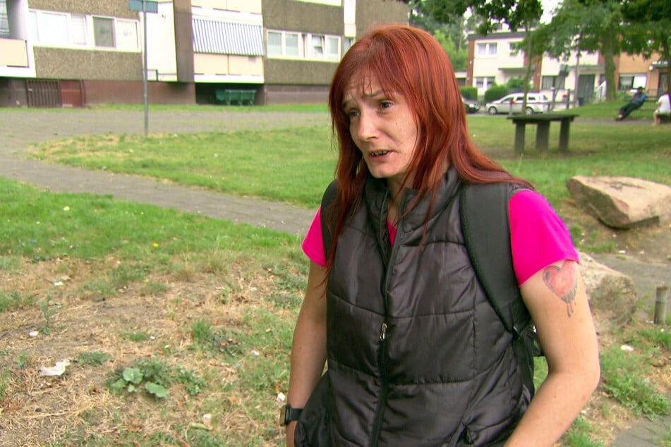 Carola (40) ist mal wieder bei Lothar (66) ausgezogen.