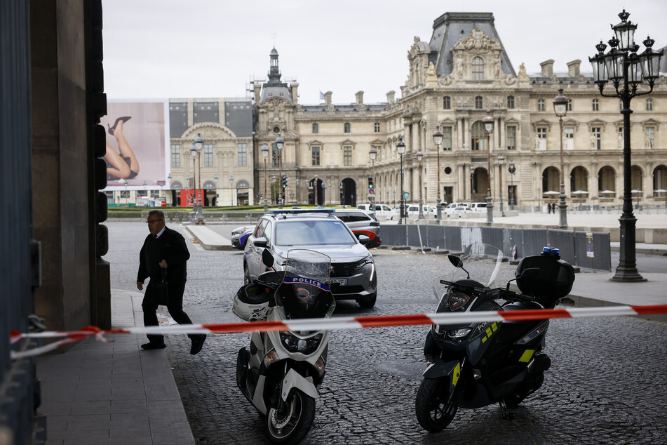 Der Pariser Louvre musste am 14. Oktober vergangenen Jahres wegen einer Bombendrohung geräumt werden.