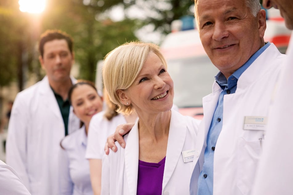 In der Jubiläumsfolge von "In aller Freundschaft" wird es besonders um Dr. Roland Heilmann gehen.