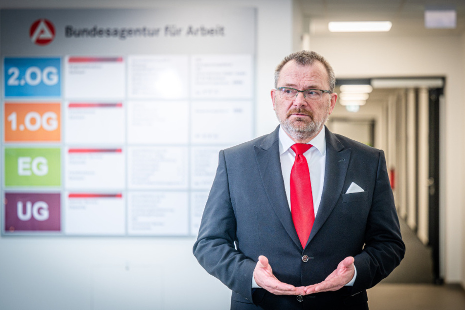 Agenturchef Klaus-Peter Hansen empfiehlt, sich regelmäßig über von der Agentur geförderte Weiterbildungen zu informieren.