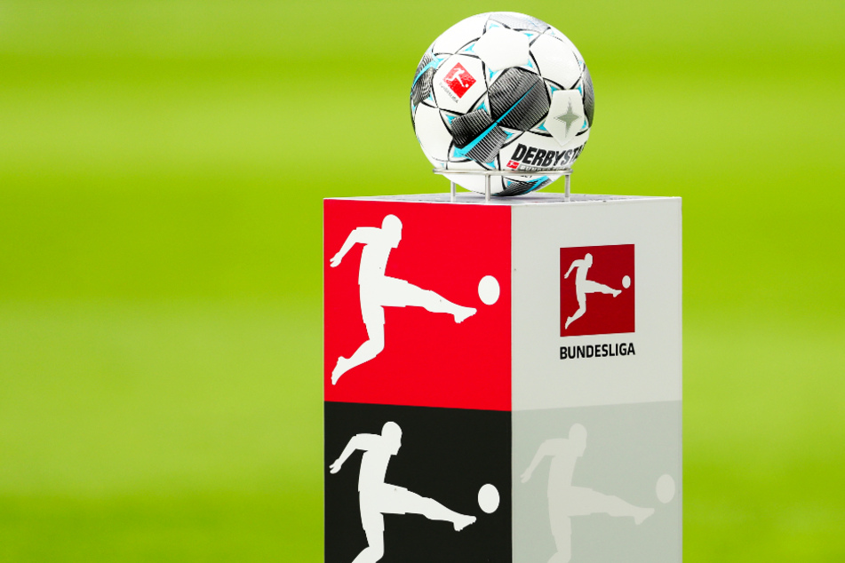 Die DFL will die Bundesliga- und Zweitliga-Saison auch weiterhin trotz der Coronavirus.-Pandemie zu Ende spielen.