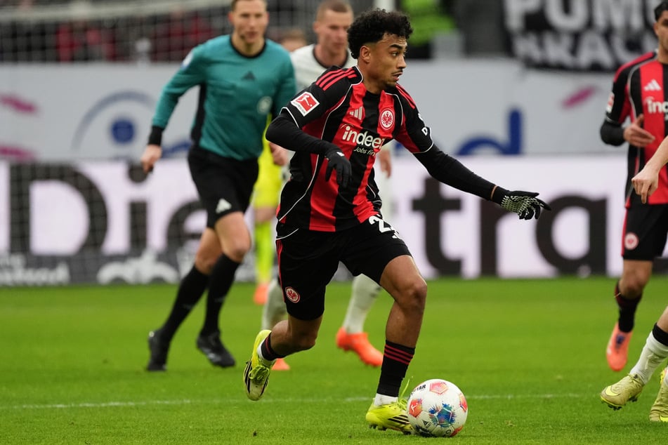 Für Brown soll Eintracht Frankfurts Sportvorstand Markus Krösche eine Ablöse zwischen 50 und 60 Millionen Euro vorschweben.