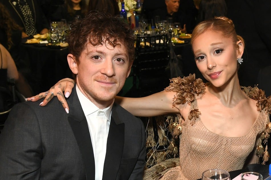 Ethan Slater (l) has been rumored to be reconciling with his ex-wife after splitting from Ariana Grande.