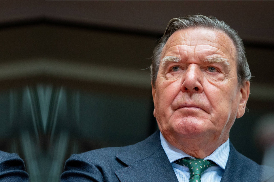 Nach Ukraine-Kritik: Wird Altkanzler Schröder jetzt sein Büro weggenommen?