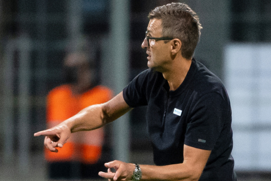 Trainer Michael Köllner (51) will mit dem TSV 1860 München im Heimspiel gegen den SV Meppen unbedingt drei Punkte einfahren.
